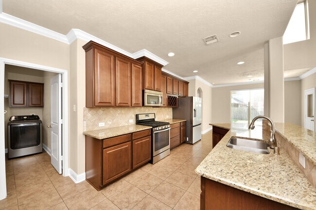 Building Photo - 20707 Reston Run Ln