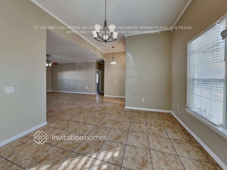 Building Photo - 3884 Wood Thrush Dr