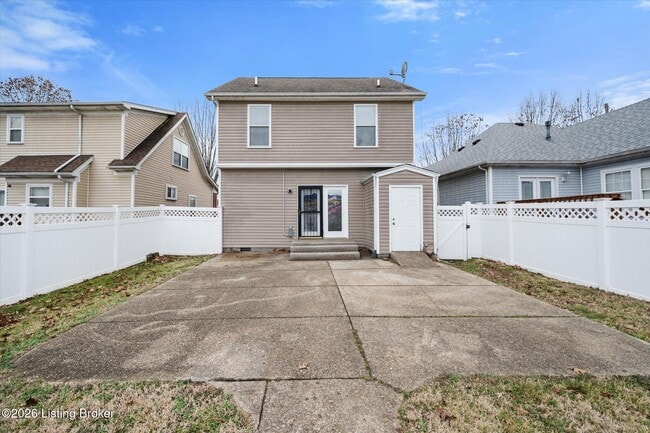 Building Photo - 1605 S 32nd St