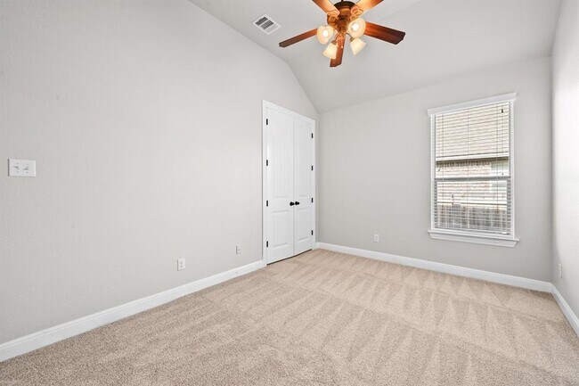 Building Photo - 645 Clear Springs Hollow