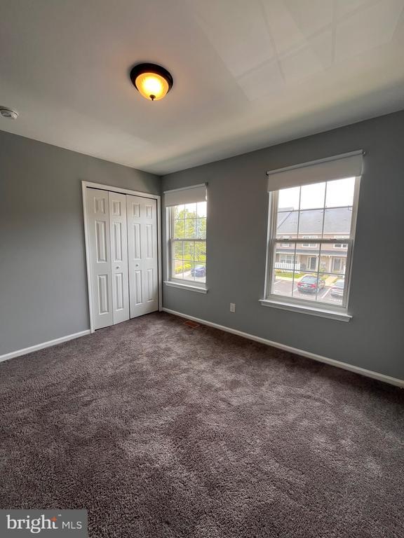 Building Photo - 5803 Coventry Way