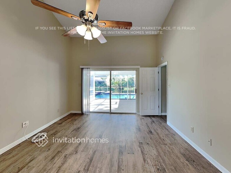 Building Photo - 4124 Ridgemoor Dr N