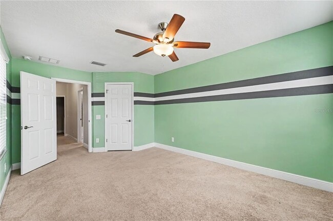 Building Photo - 30340 Southwell Ln