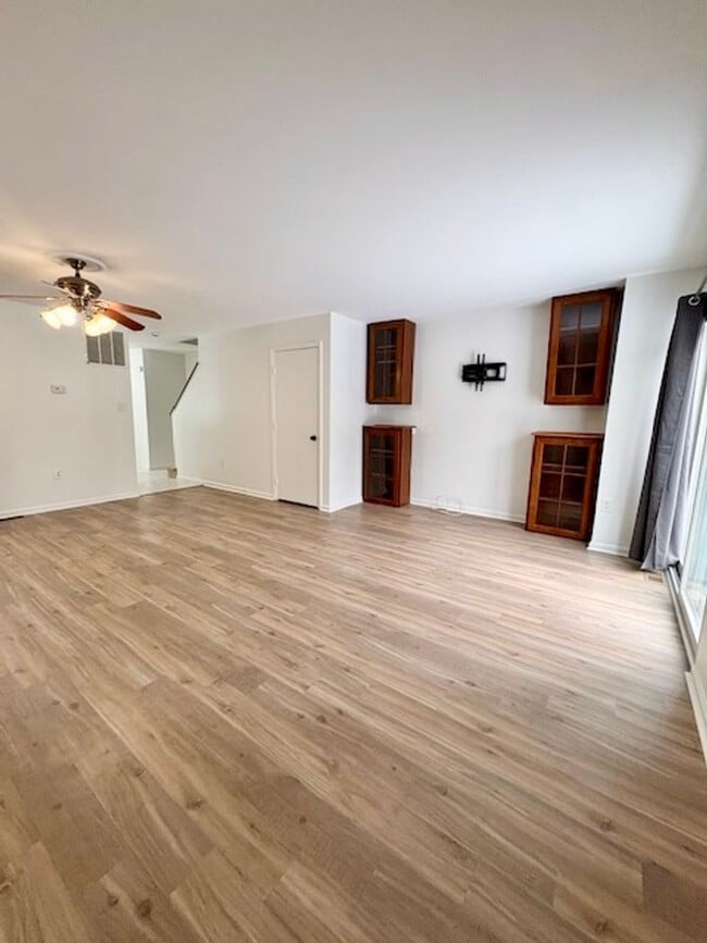 Building Photo - 18250 Paladin Dr