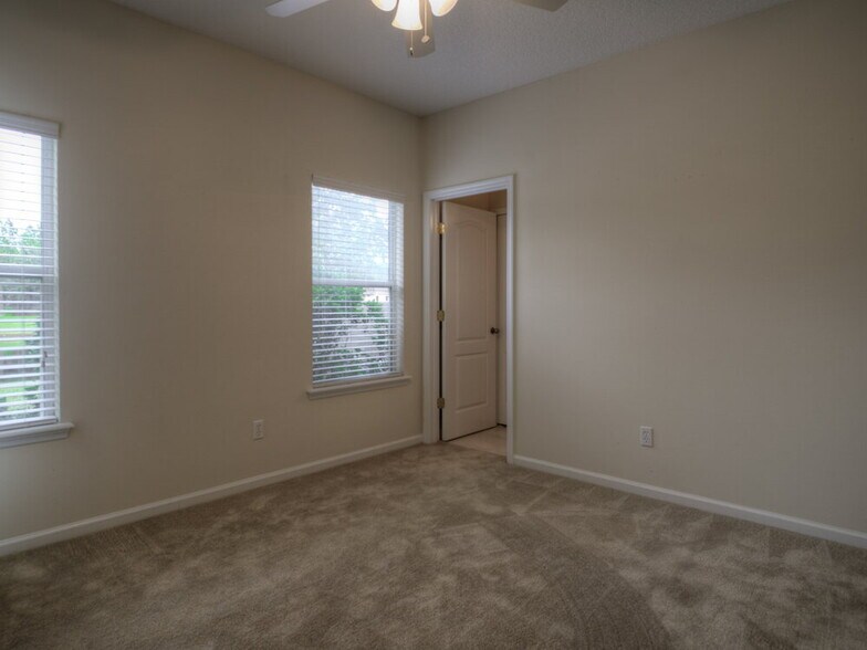 Building Photo - 6327 Witherington Lake Ct