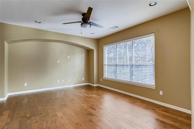 Building Photo - 11400 W Parmer Ln