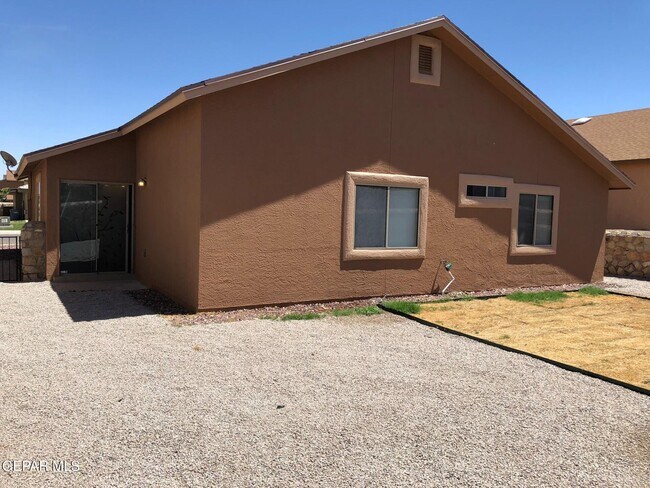 Building Photo - 11933 Mesquite Bush Dr