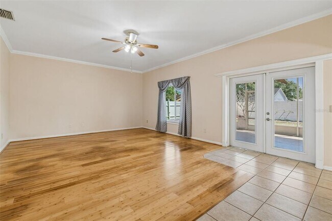Building Photo - 12803 Longcrest Dr