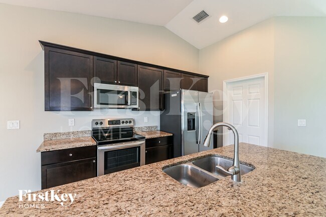 Building Photo - 1023 NW 22nd Terrace