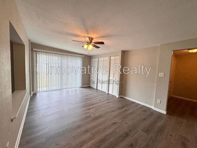 Building Photo - 1790 Marshall Dr