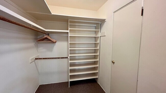 Building Photo - "The Rock" - 6 Bedroom House by Cal Poly