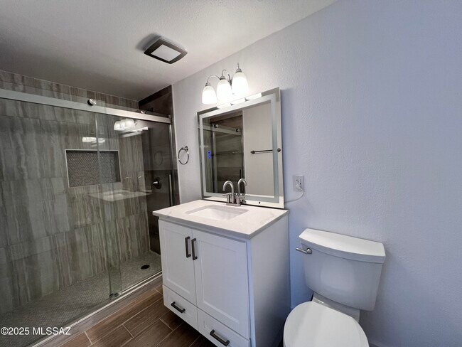 Building Photo - 7141 E Gambel Cir