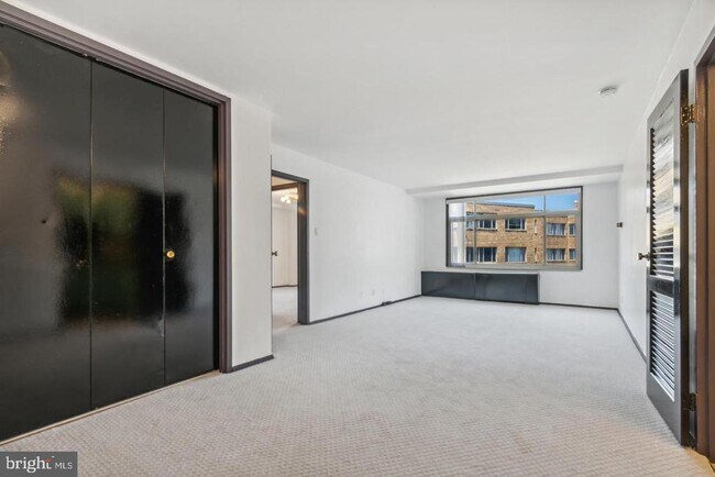 Building Photo - 2401 H St NW