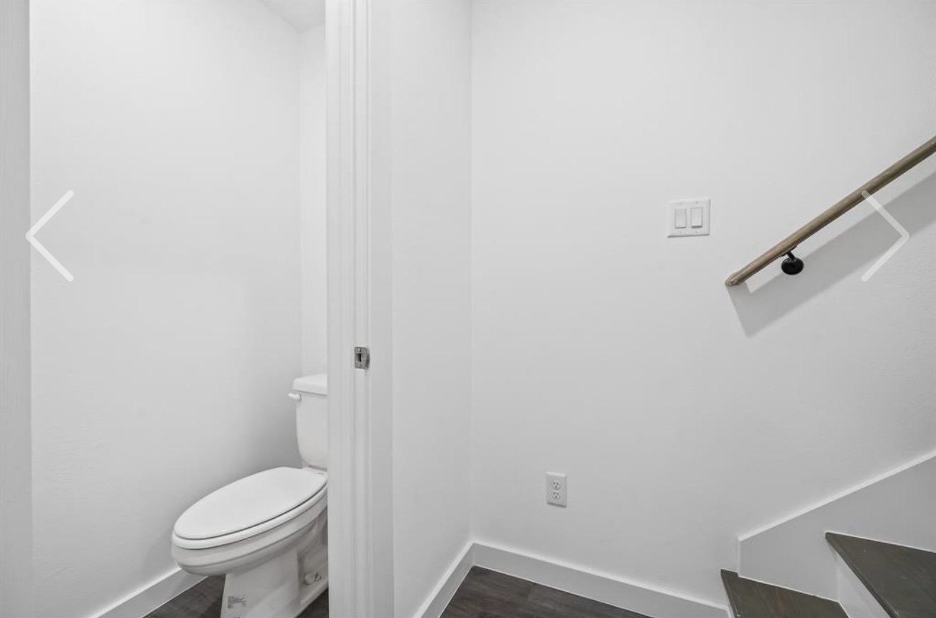 Building Photo - 7813 Laura Koppe Rd