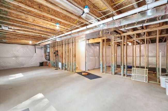 Building Photo - 11802 Wilderness Park Dr