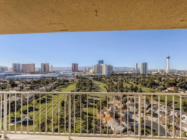 Building Photo - 3111 Bel Air Dr
