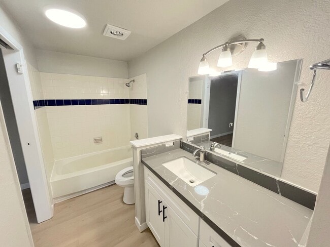 Building Photo - Ground Floor Two-Bedroom/One-Bathroom Cond...
