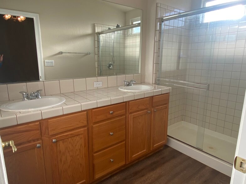 Building Photo - 1507 Frish Moss Ct