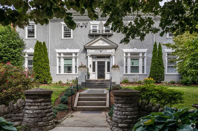 Building Photo - D'Ancona Mansion