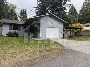 Building Photo - PORT ORCHARD 3 BED 2 BA RAMBLER