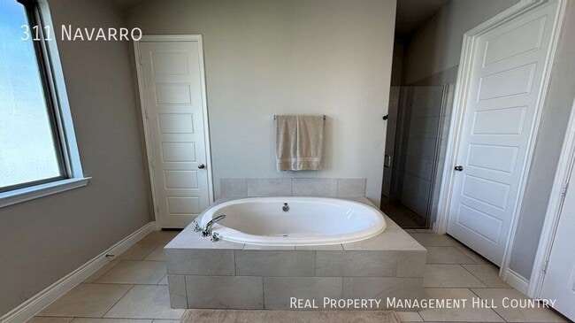 Building Photo - 311 Navarro-