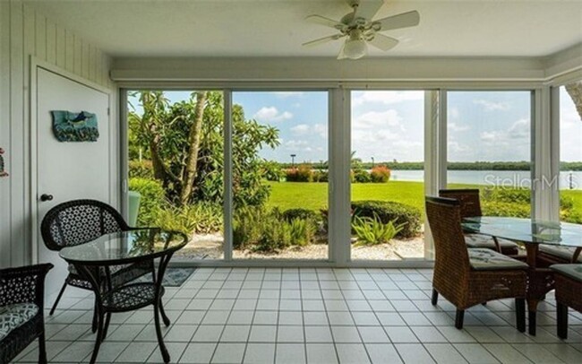 Building Photo - Longboat Key Waterfront