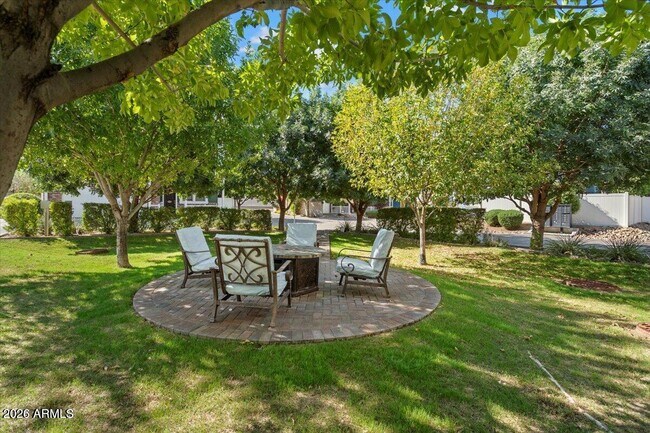 Building Photo - 710 E Boca Raton Rd