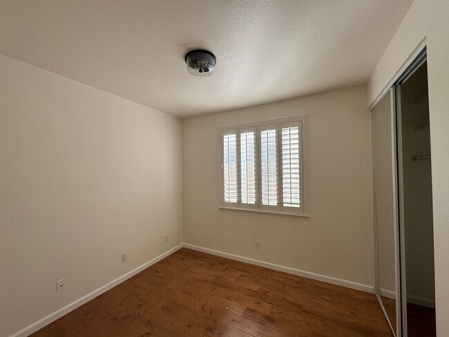 Building Photo - Home for Rent in Gold River, CA