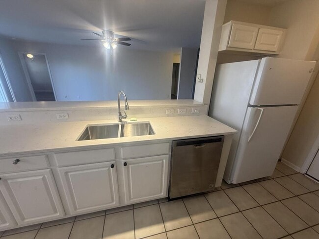 Building Photo - 260 McKendree Ln