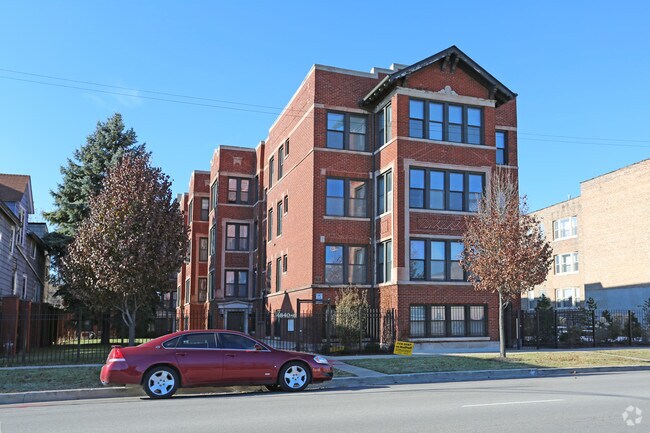 Primary Photo - 4840 S. Indiana Ave Apartments