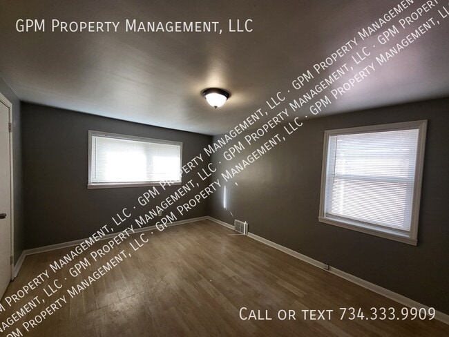 Building Photo - 8670 Schaefer Hwy