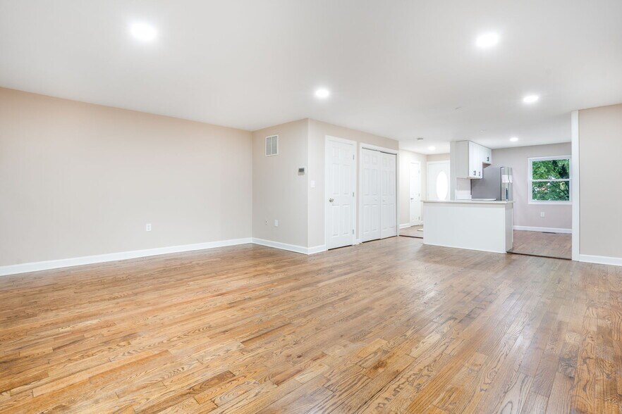 Building Photo - 3671 Waterwheel Sq