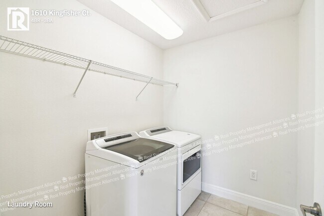 Building Photo - 1610 Kingfisher Ct