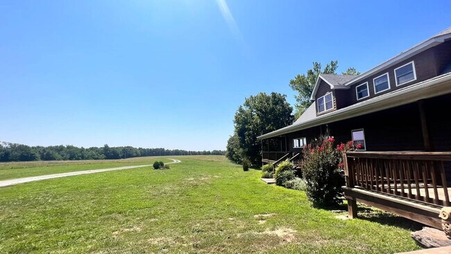 Building Photo - 11 NC 8720