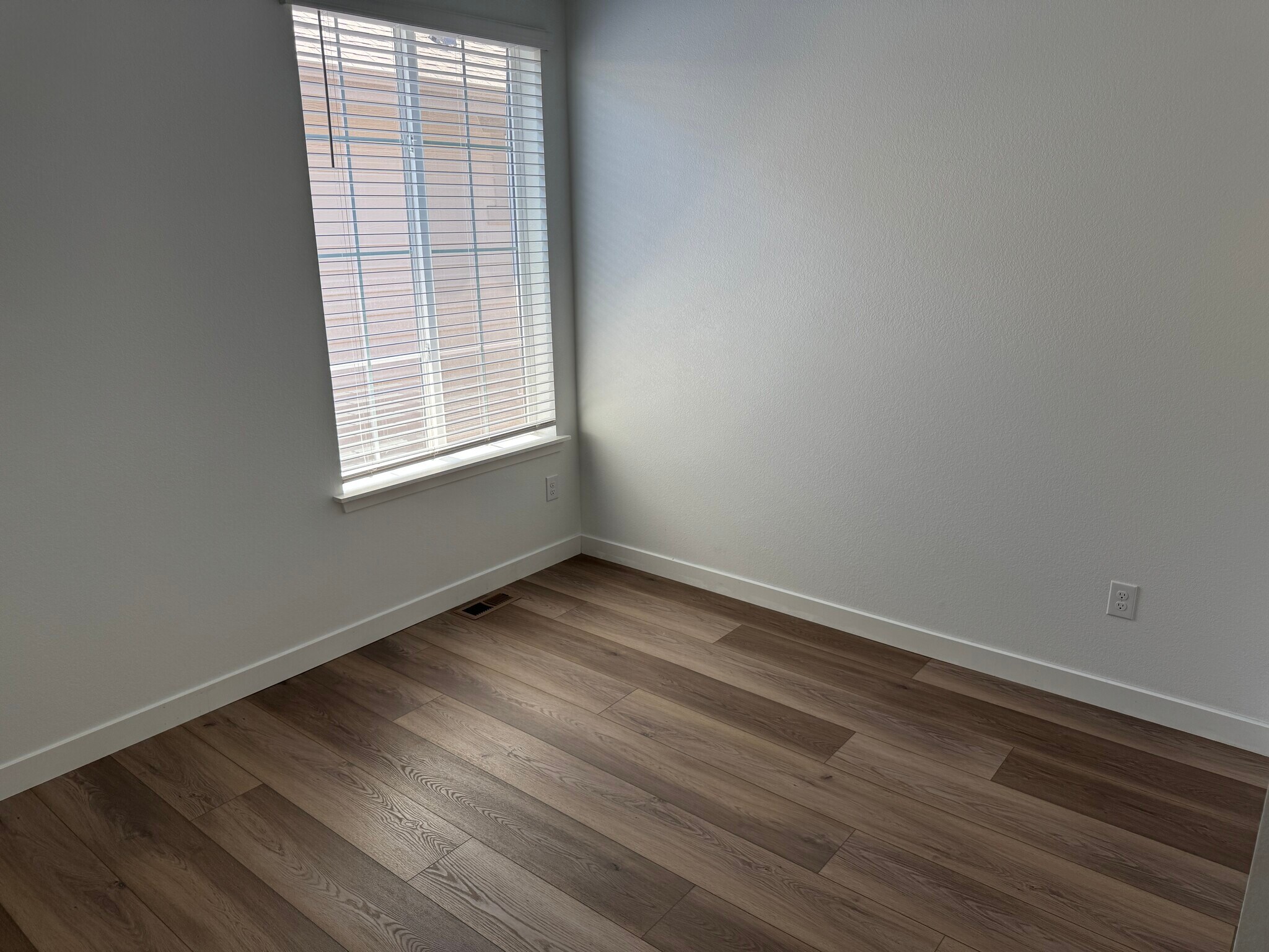Building Photo - 8343 S Cody Way