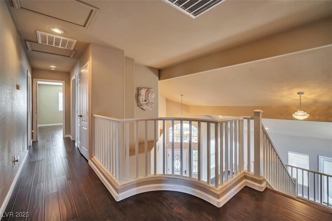 Building Photo - 1740 Flores Ln