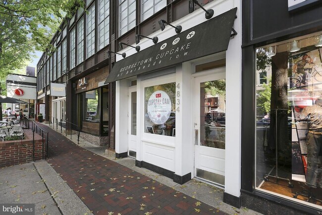 Building Photo - 6403 Tone Dr