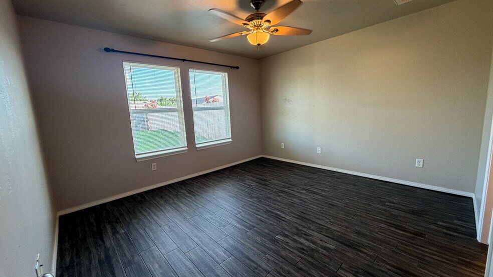 Building Photo - 1808 NW 144th Ter