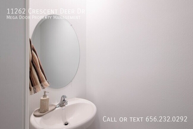 Building Photo - 11262 Crescent Deer Dr