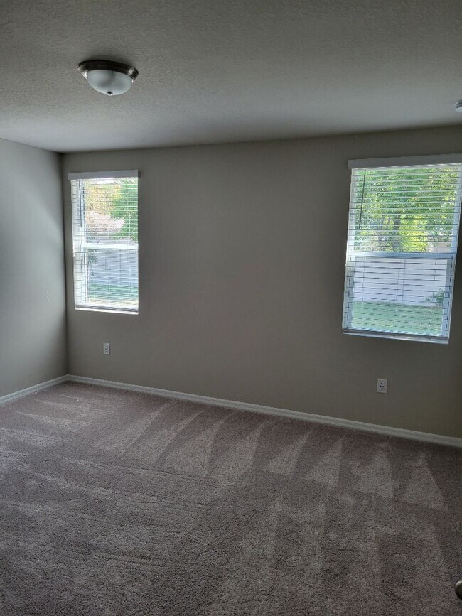 Building Photo - 1281 Oak Vly Dr