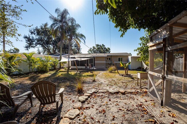 Building Photo - 1513 56th Ave N