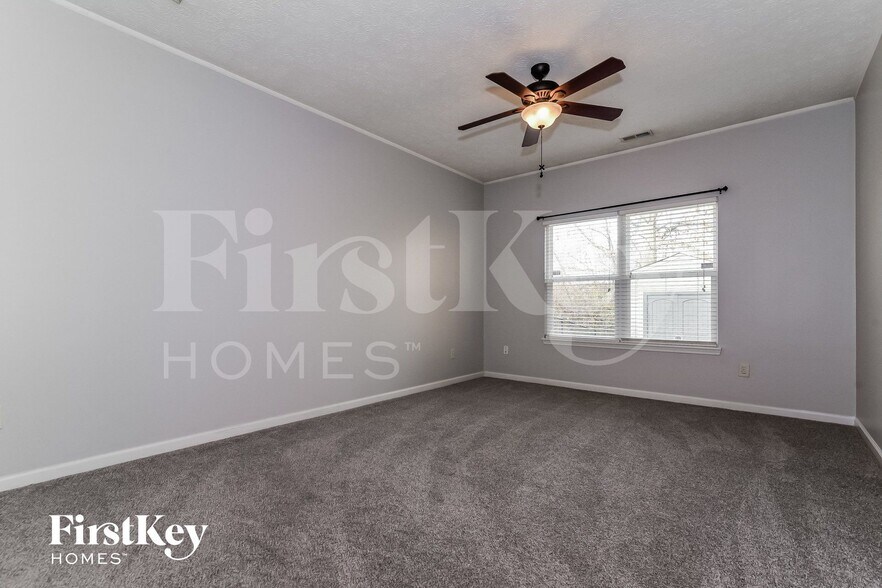 Building Photo - 7244 Mosaic Dr