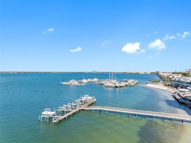 Building Photo - 6025 Sun Blvd