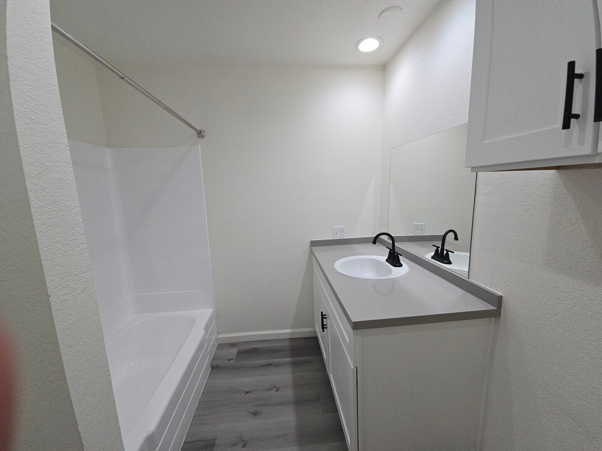 Building Photo - 2433 E Garvey Ave N