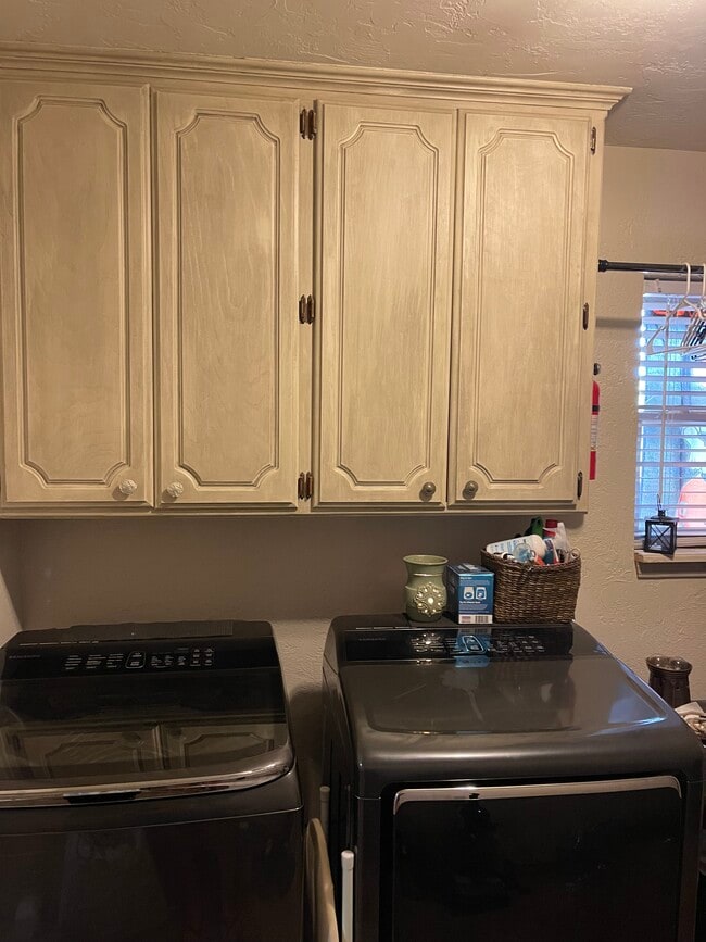 Building Photo - 19201 Aerial Rd