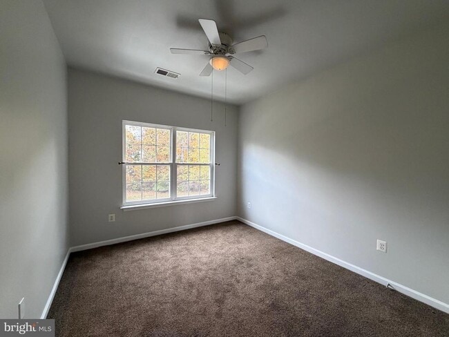 Building Photo - 412 Kintyre Ln