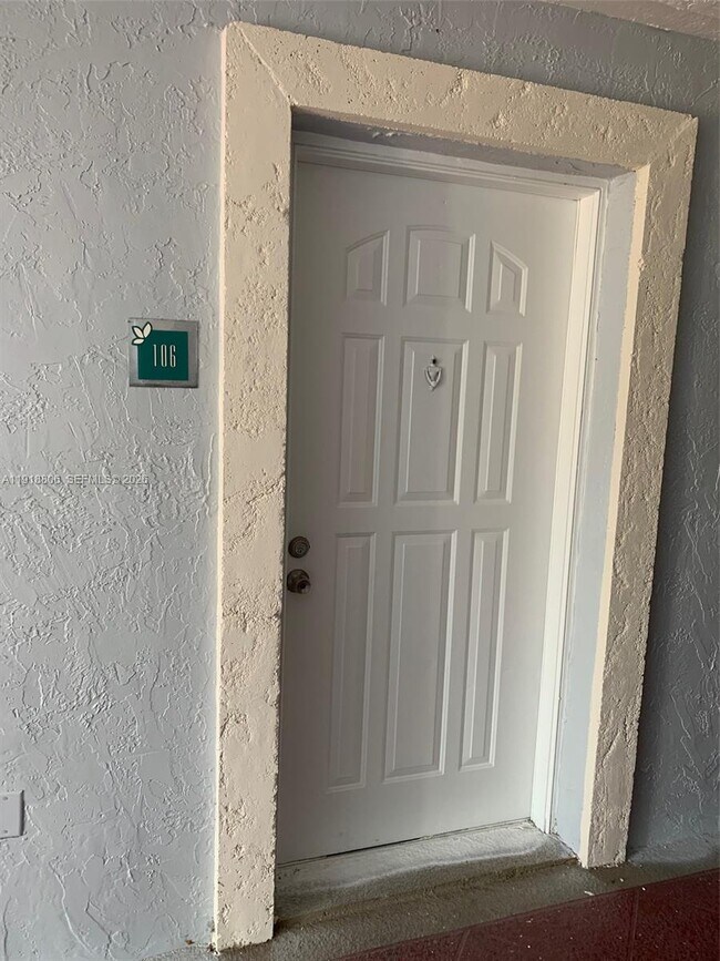 Building Photo - 8590 SW 212th St