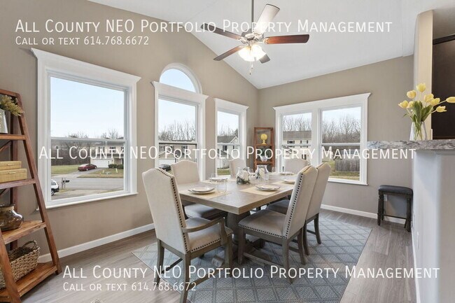 Building Photo - P1481 Channel Pl