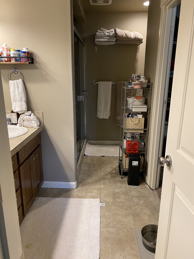 Building Photo - 5222 NE 129th Ave