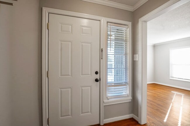 Building Photo - Cute 3 bedroom, 1 bath house in Homewood!